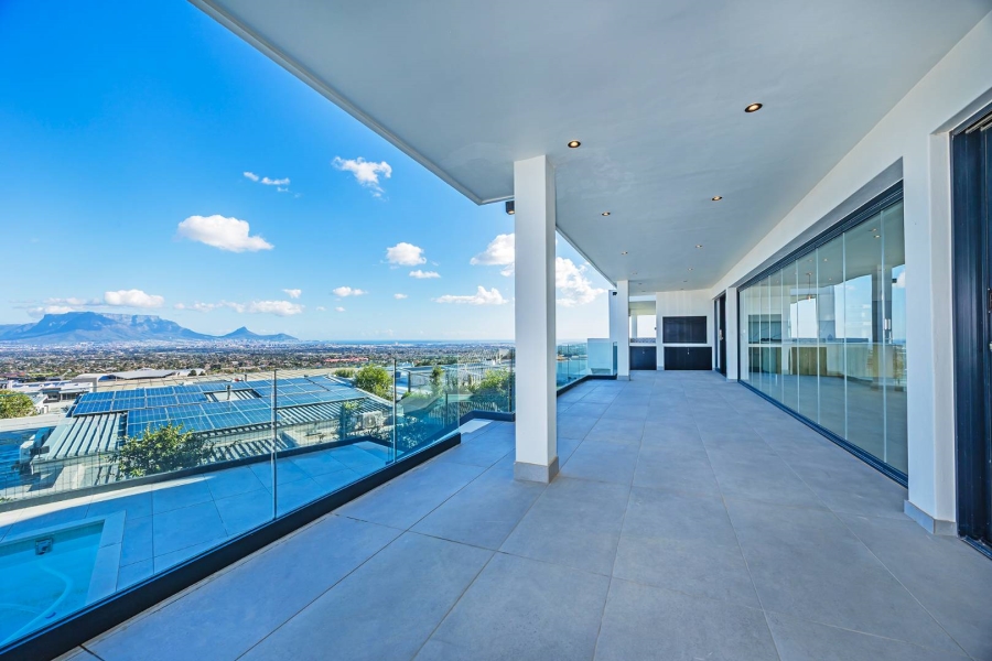 5 Bedroom Property for Sale in Baronetcy Estate Western Cape